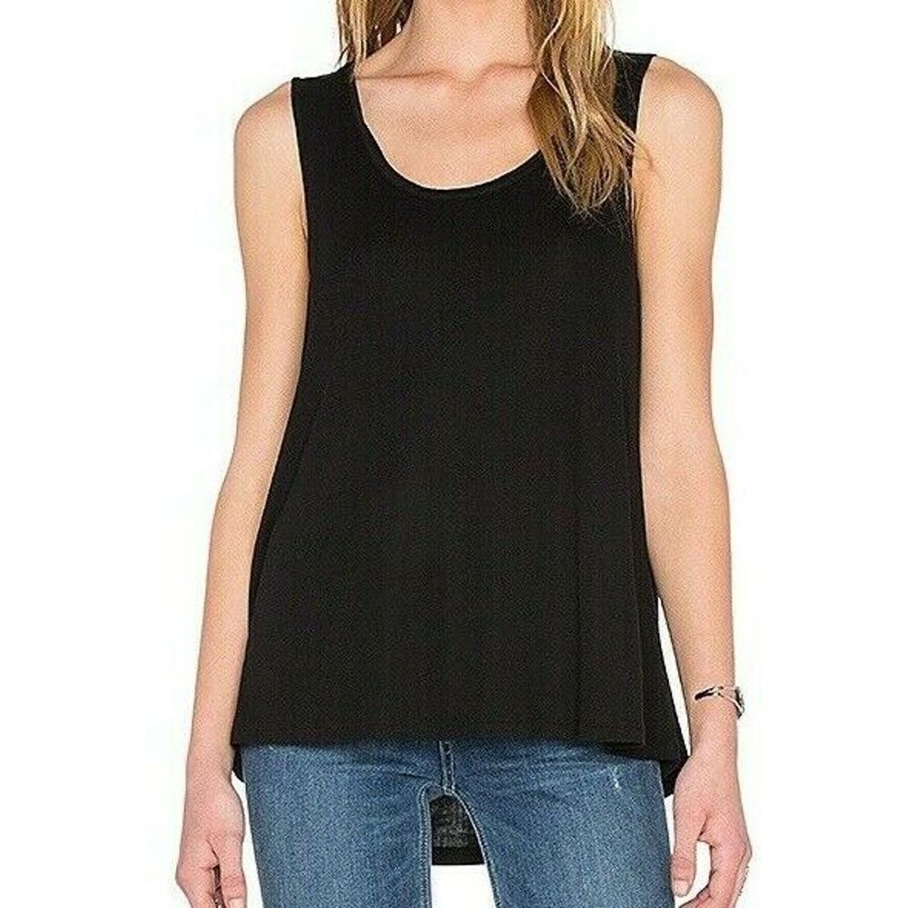 Heather by Bordeaux Scoop Neck Boxy Tank in Black